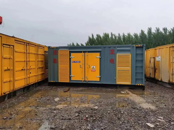 封丘柴油发电机如何判断干式空气滤清器是否需要更换?